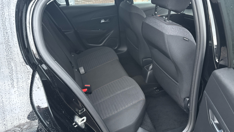 Peugeot 208 1.2 PureTech Active Premium + 5dr Petrol Hatchback